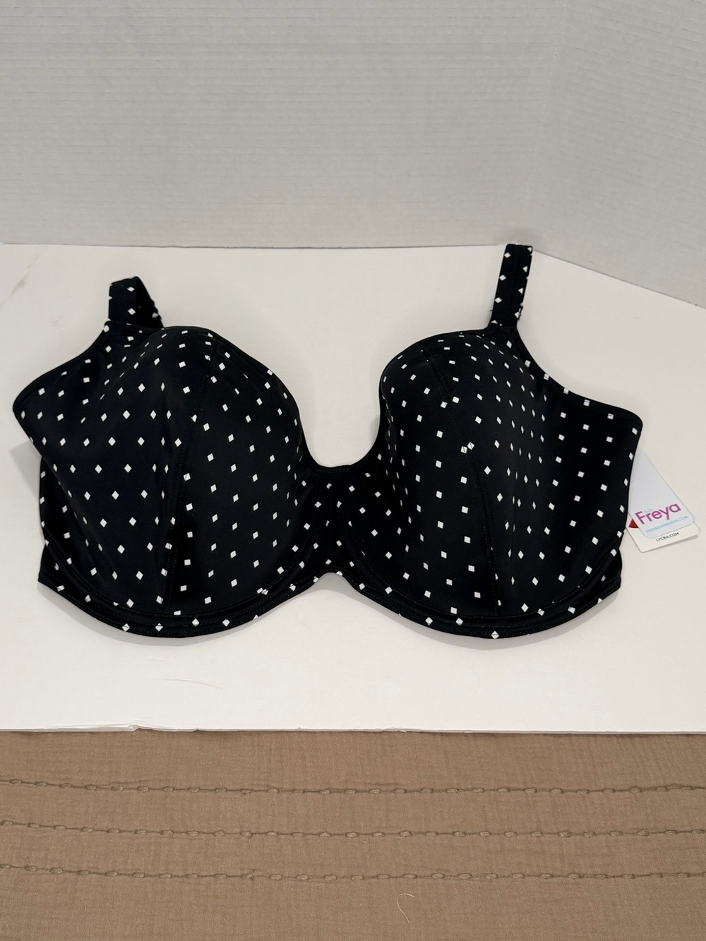 Freya Jewel Cove Swim Top, 36L, NWT